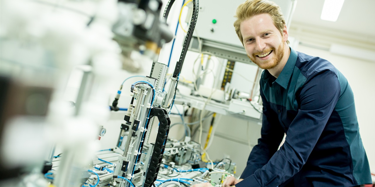 Handwerkskammer Frankfurt (Oder) - Bildungszentrum - Fortbildung - Teile I und II im Elektrotechniker - Handwerk